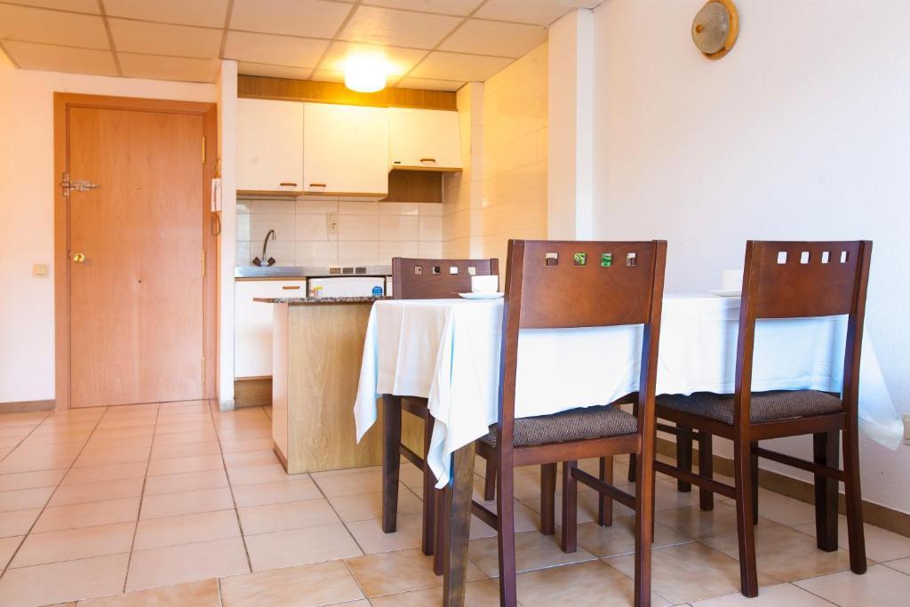 Catalonia Park Apartamentos ซาลอว์ ภายนอก รูปภาพ